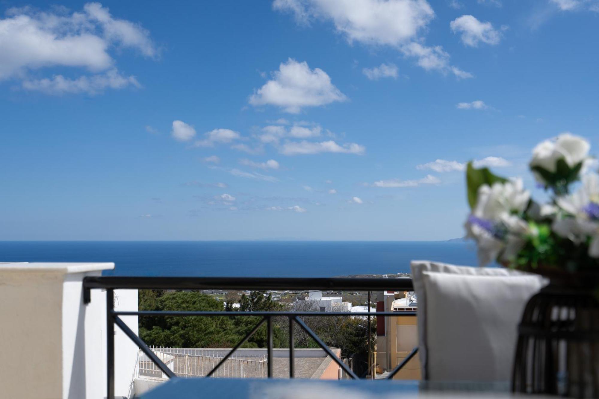 Central Seaview Heven Apartment In Fira  Exteriör bild